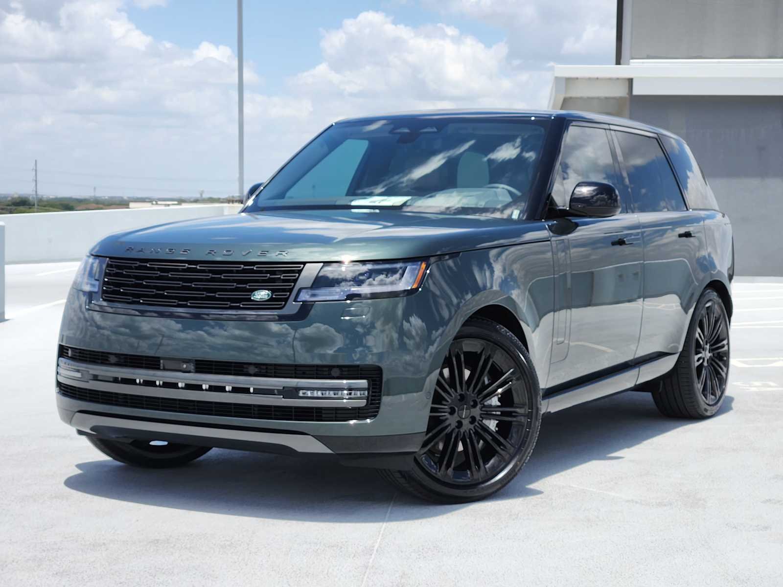 2026 LAND ROVER Range Rover SE