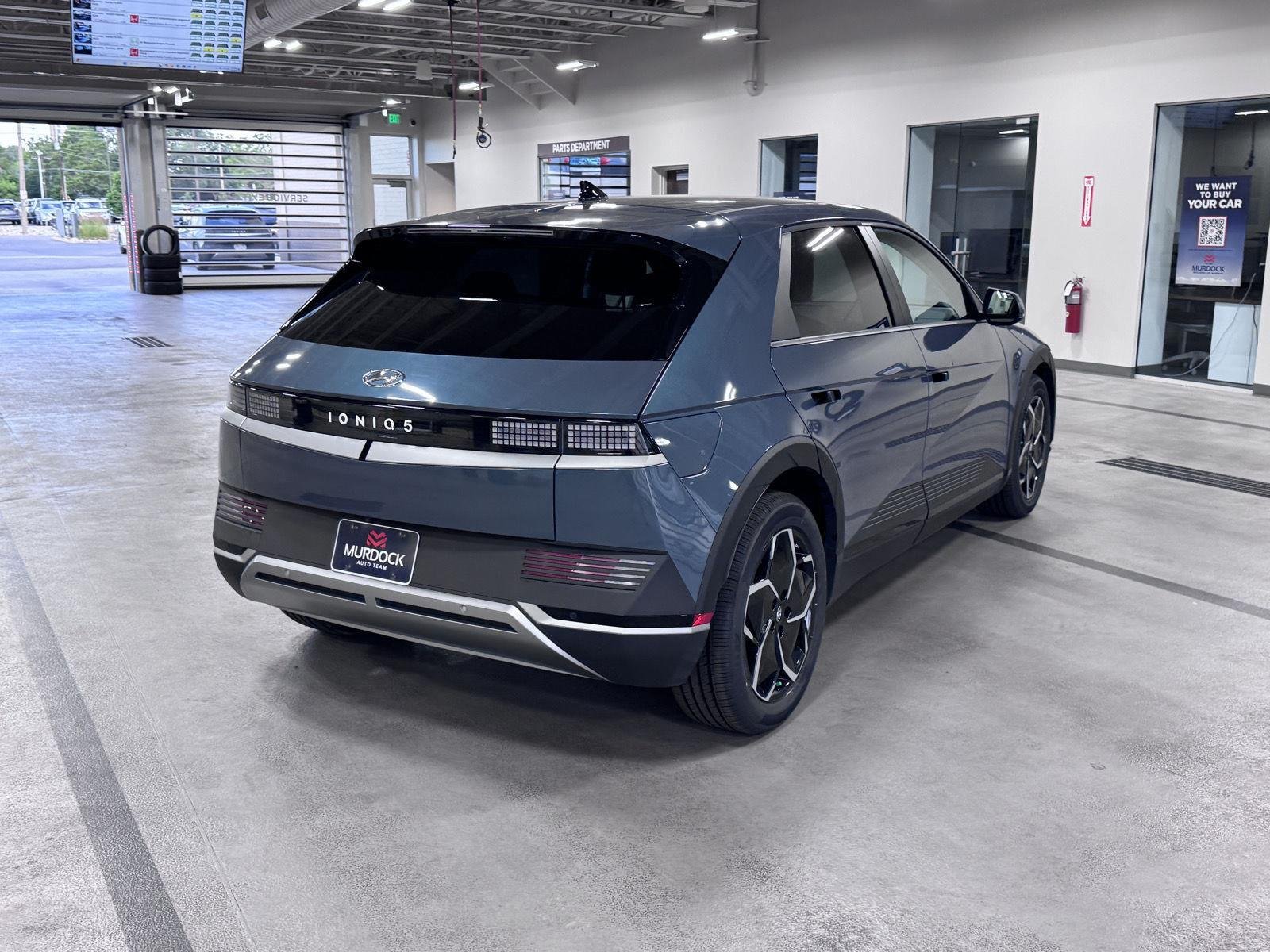2024 Hyundai IONIQ 5 SE - Photo 6