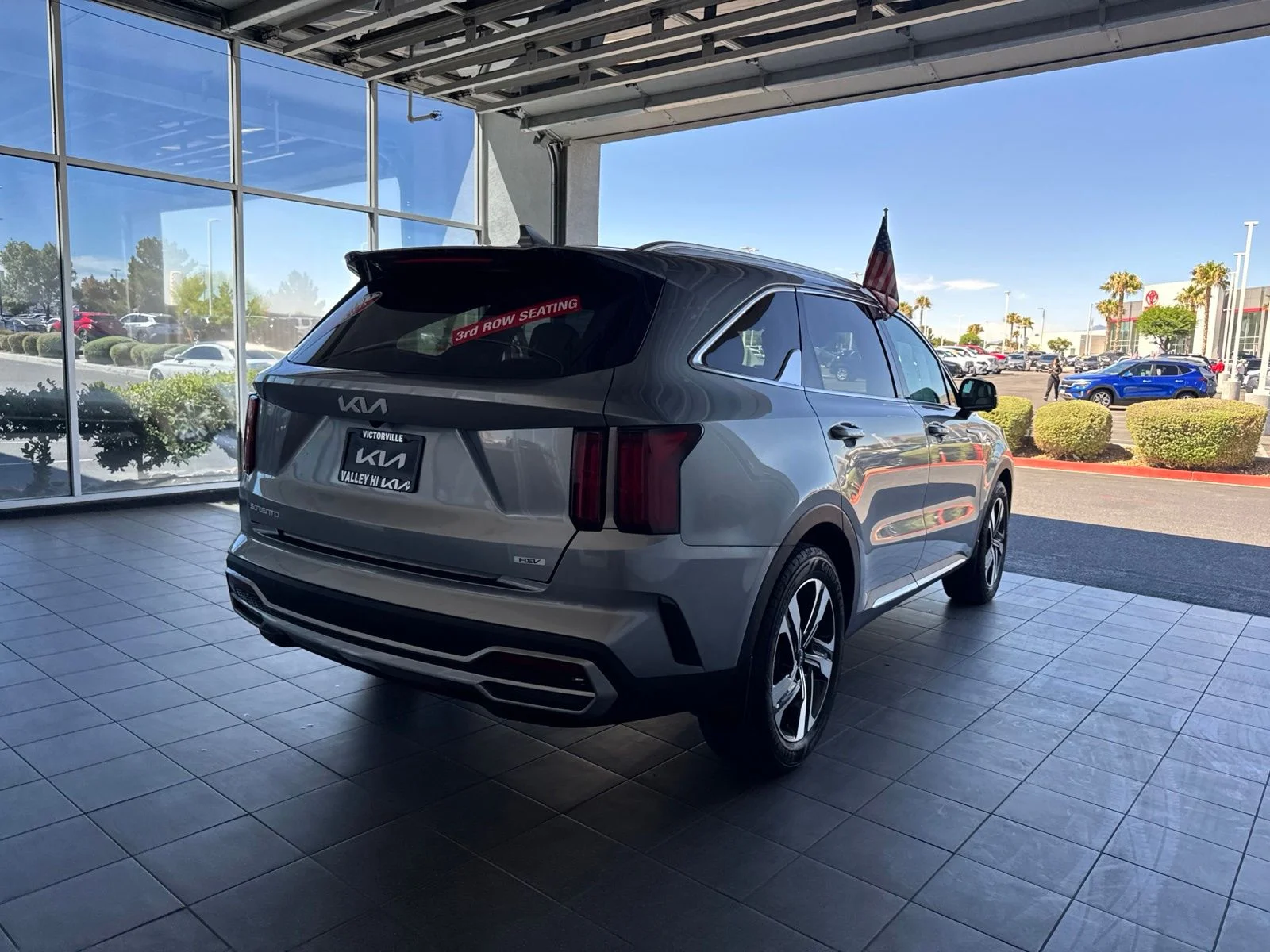 Used 2023 Steel Gray Kia SX Prestige image 5