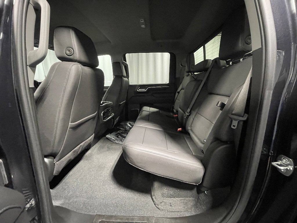 2025 GMC Sierra 2500HD SLT - Photo 20
