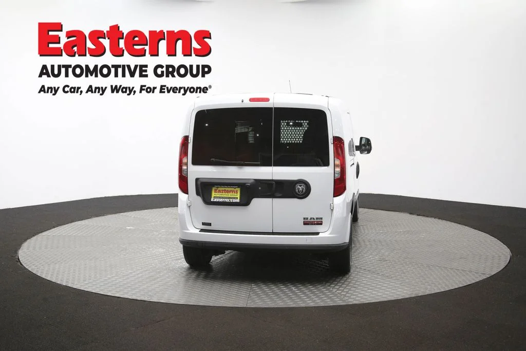 Used 2022 White Ram Base image 39