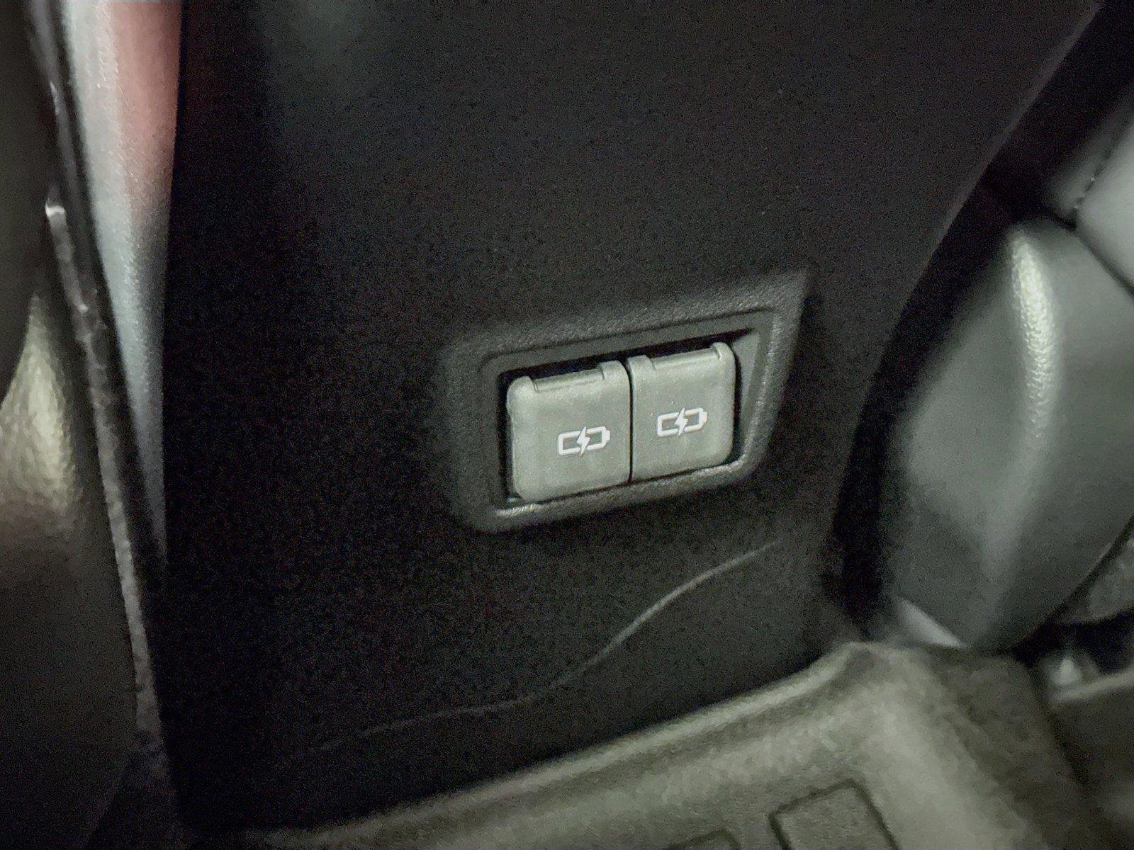 Used 2024 Iridium w/ Obsidian Roof Lexus UX 250h F SPORT Handling image 39