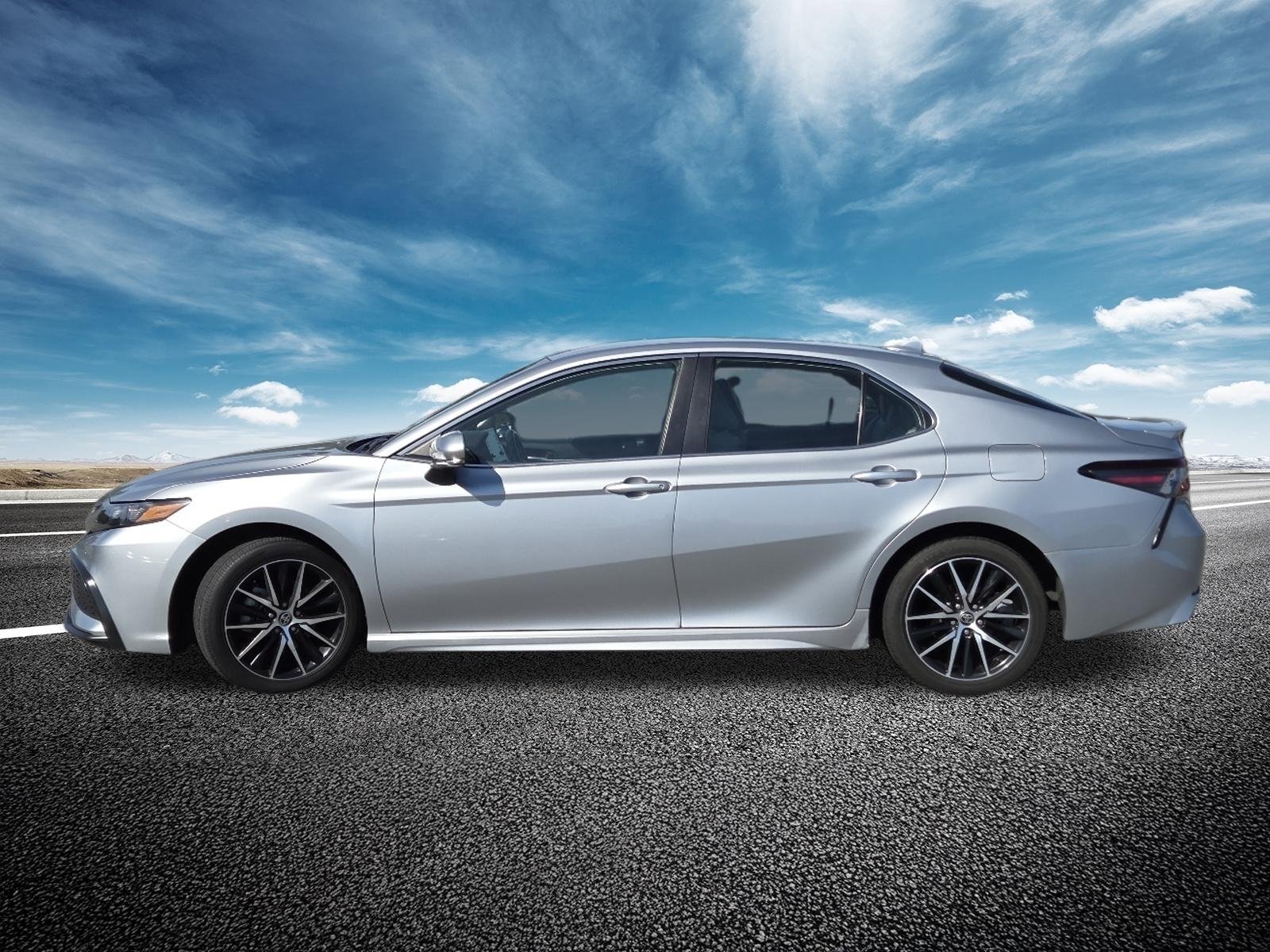 2023 Toyota Camry SE - Photo 15