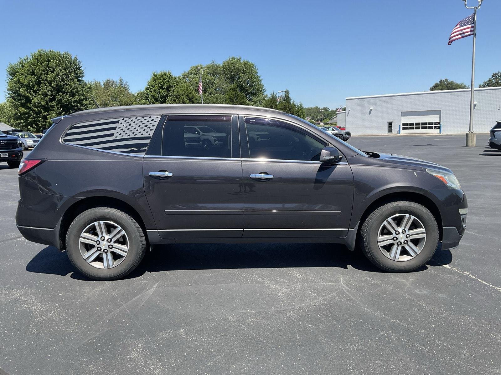 Used 2017 Tungsten Metallic Chevrolet LT image 5