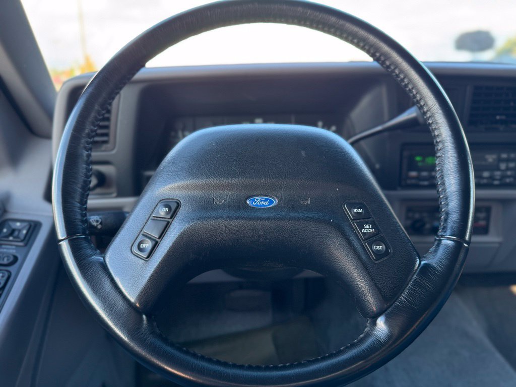 Used 1994 GREEN Ford XLT image 15