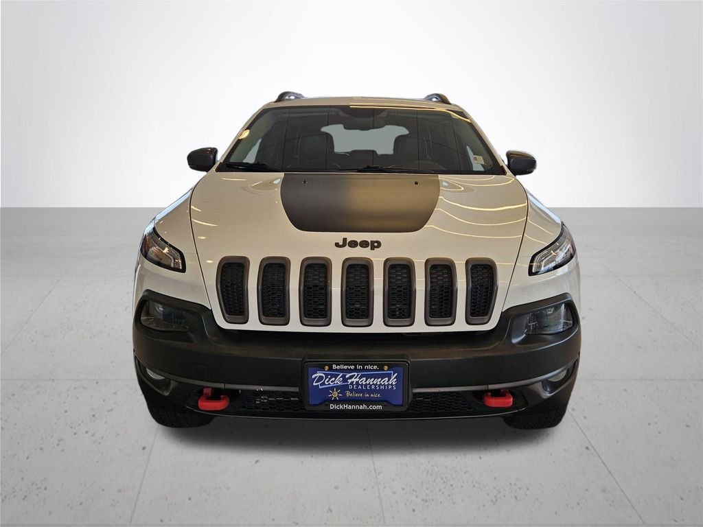 Used 2018 Bright White Clearcoat Jeep Trailhawk image 3