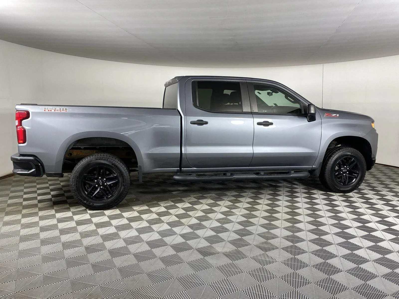 Used 2019 Satin Steel Metallic Chevrolet Custom Trail Boss image 11