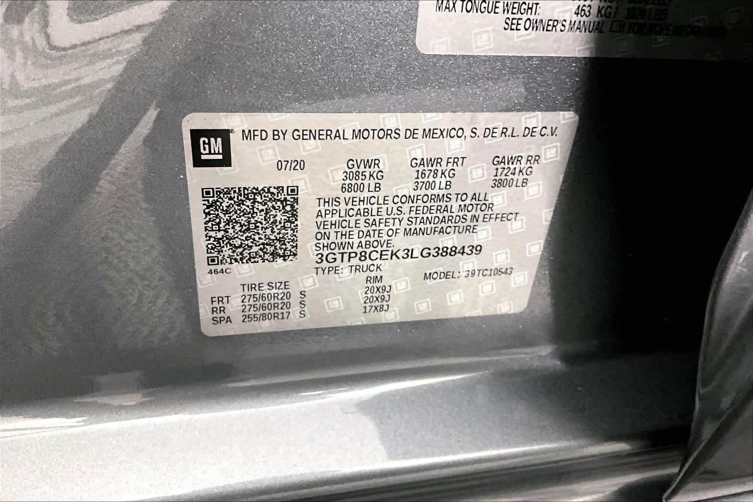 Used 2020 Satin Steel Metallic GMC Elevation image 36