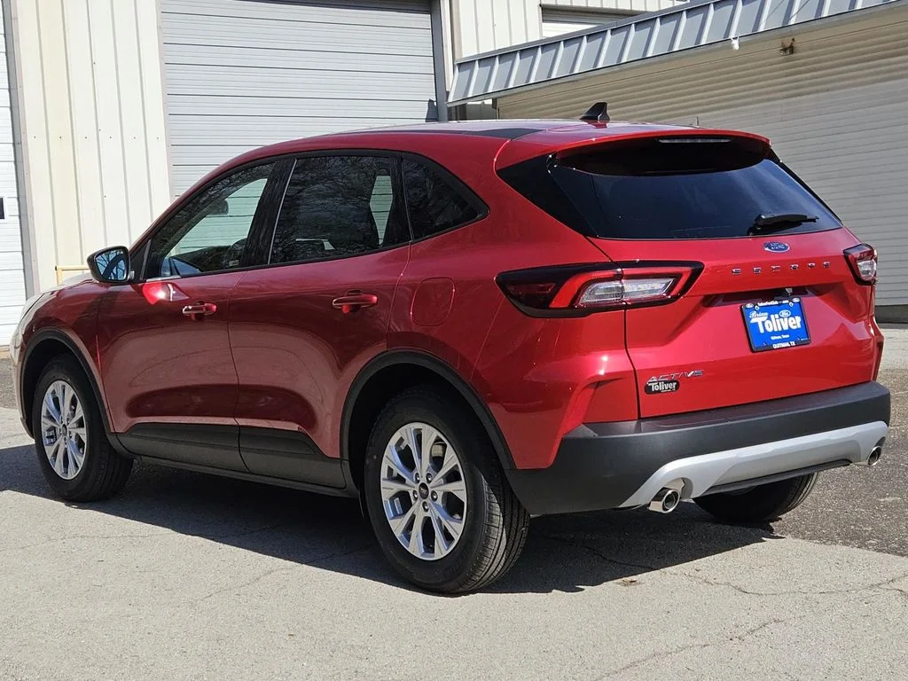 New 2026 Rapid Red Metallic Tinted Clearcoat Ford Active® image 7