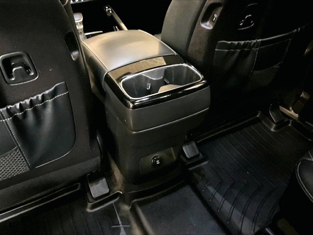 Used 2024 Black Kia SX X-Line image 29