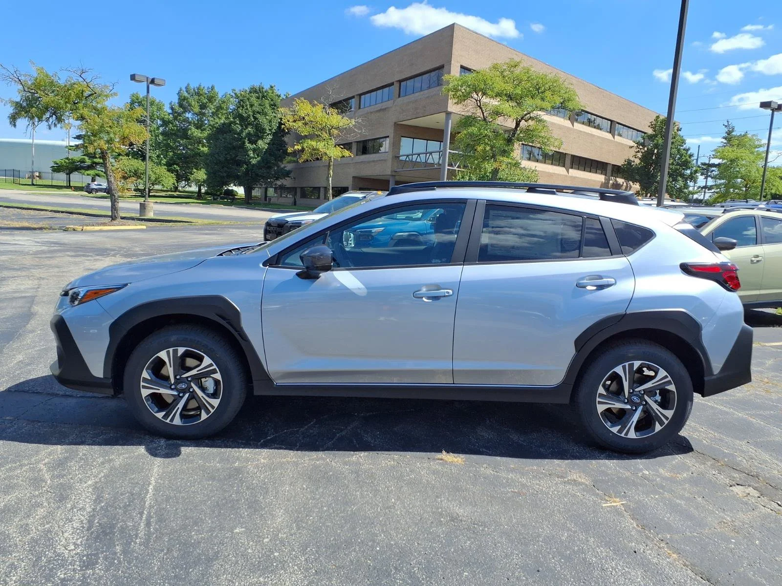 New 2026 ICE SILVER METALLIC Subaru Premium image 19