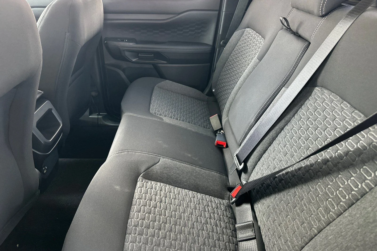 New 2026 Carbonized Gray Metallic Ford XLT image 8
