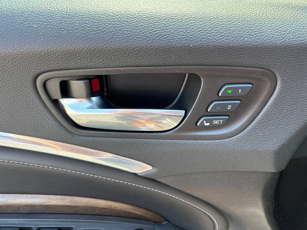 Used 2019  Acura w/Advance Pkg image 14
