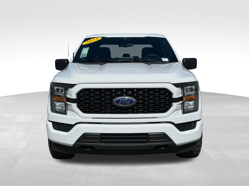 Used 2023 White Ford XL image 28
