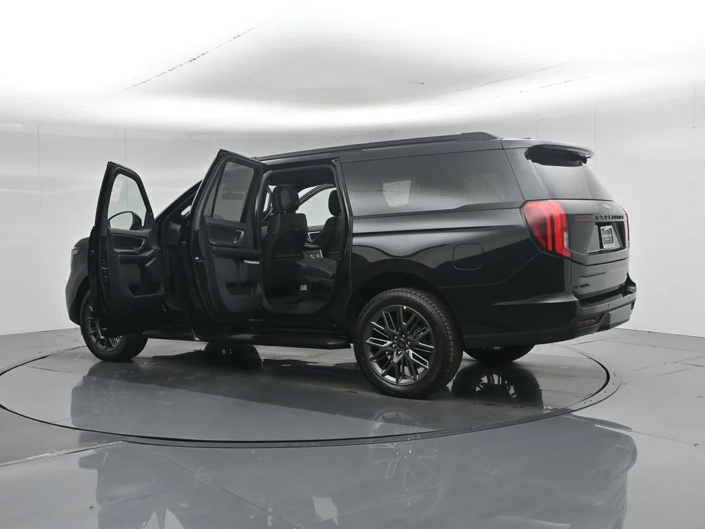New 2026 Black Ford Platinum image 36