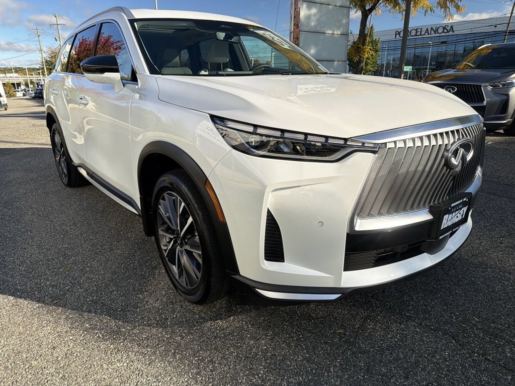 Certified Used 2026 White INFINITI LUXE image 2