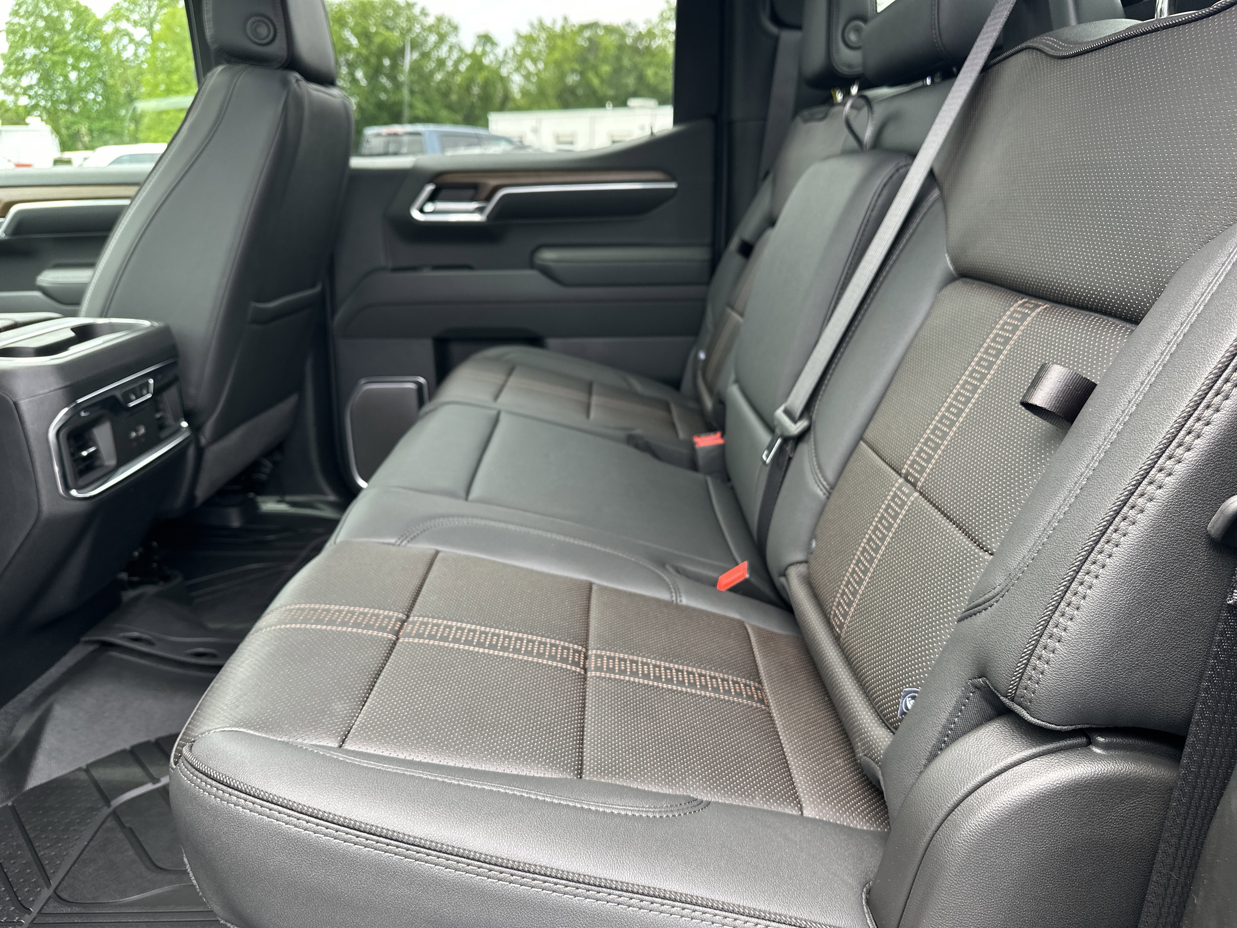2026 Chevrolet Silverado 1500 High Country - Photo 21