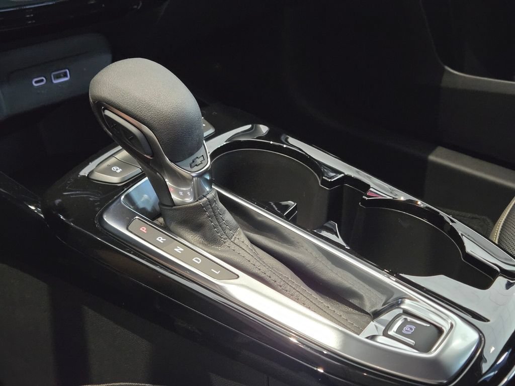 2026 Chevrolet Trax Activ - Photo 13
