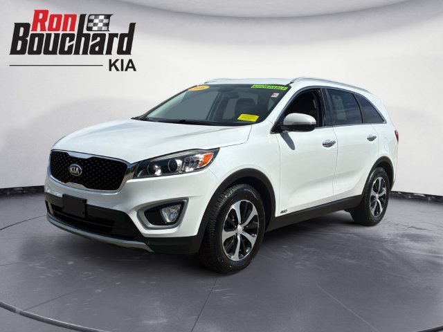 Used 2016 White Kia EX image 5