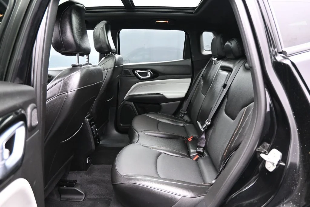 Used 2024 Black Jeep Limited image 24