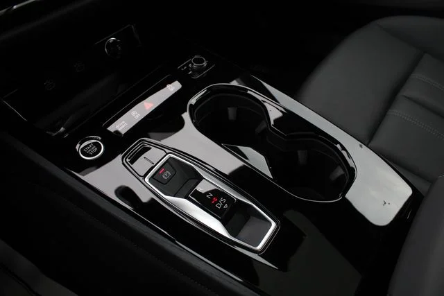 Used 2025 White Audi 2.0T Premium image 18