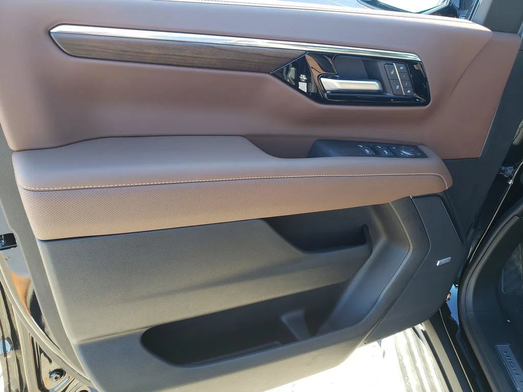 2026 Chevrolet Tahoe High Country - Photo 15
