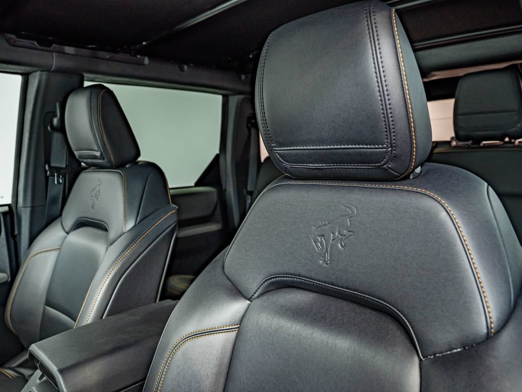 Used 2022 Shadow Black Ford Badlands image 32