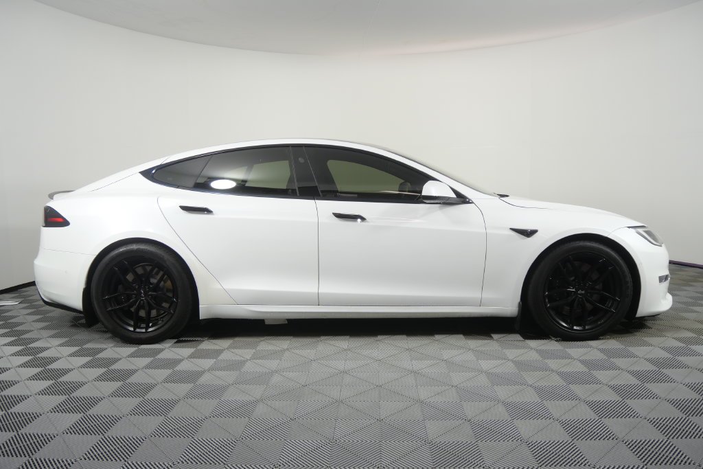 Used 2023 Pearl White Multi-Coat Tesla Base image 3
