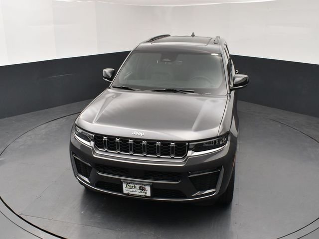 New 2026 Baltic Gray Metallic Clear-Coat Exterior Paint Jeep Limited image 14