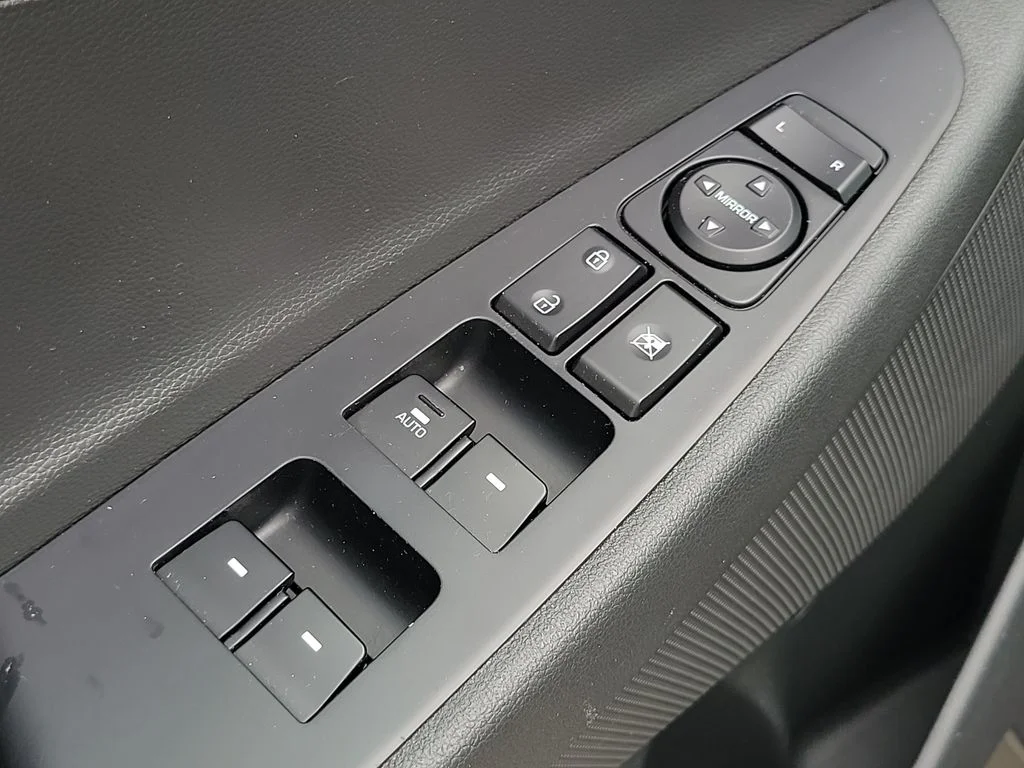 Used 2021 Gray Hyundai Value image 20