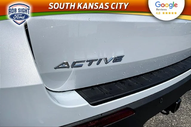 New 2026 Space White Metallic Ford Active image 9