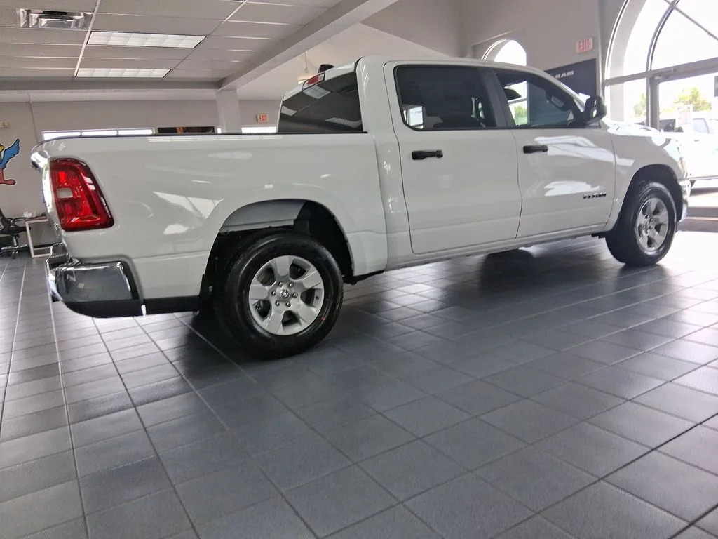 New 2026 Bright White Clear-Coat Exterior Paint RAM Big Horn/Lone Star image 2