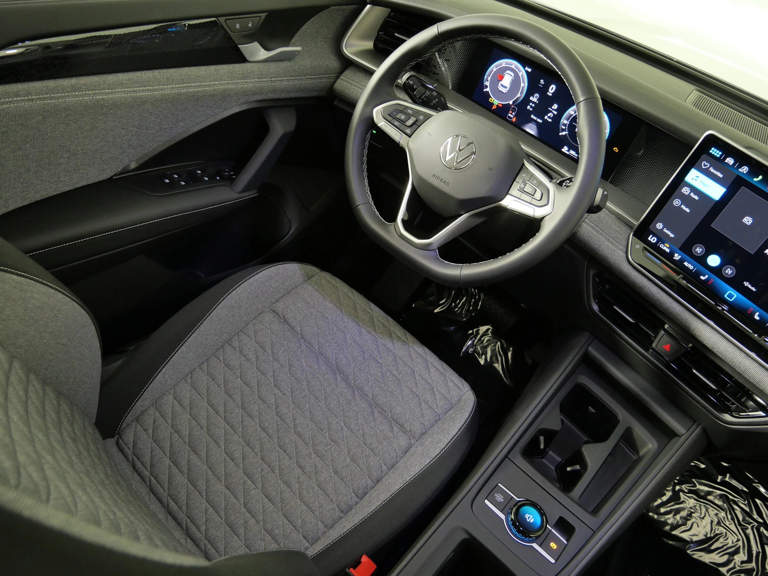 New 2026 Pure White Volkswagen S image 9