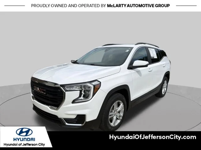 Used 2022 White GMC SLE image 7
