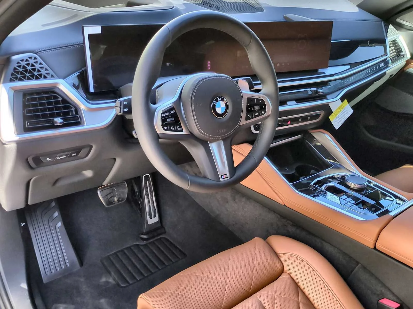 New 2026 Alpine White BMW xDrive40i image 10