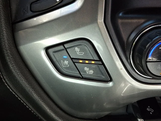 Used 2016 White Chevrolet LTZ image 25