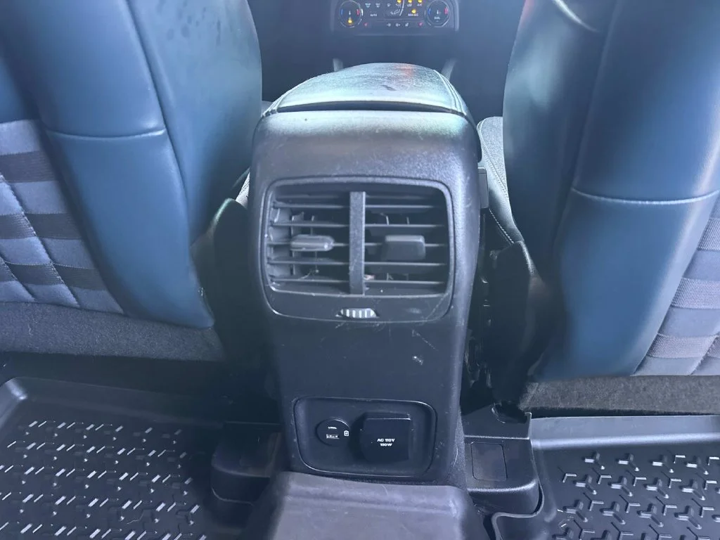 Used 2022 Green Ford Outer Banks image 22