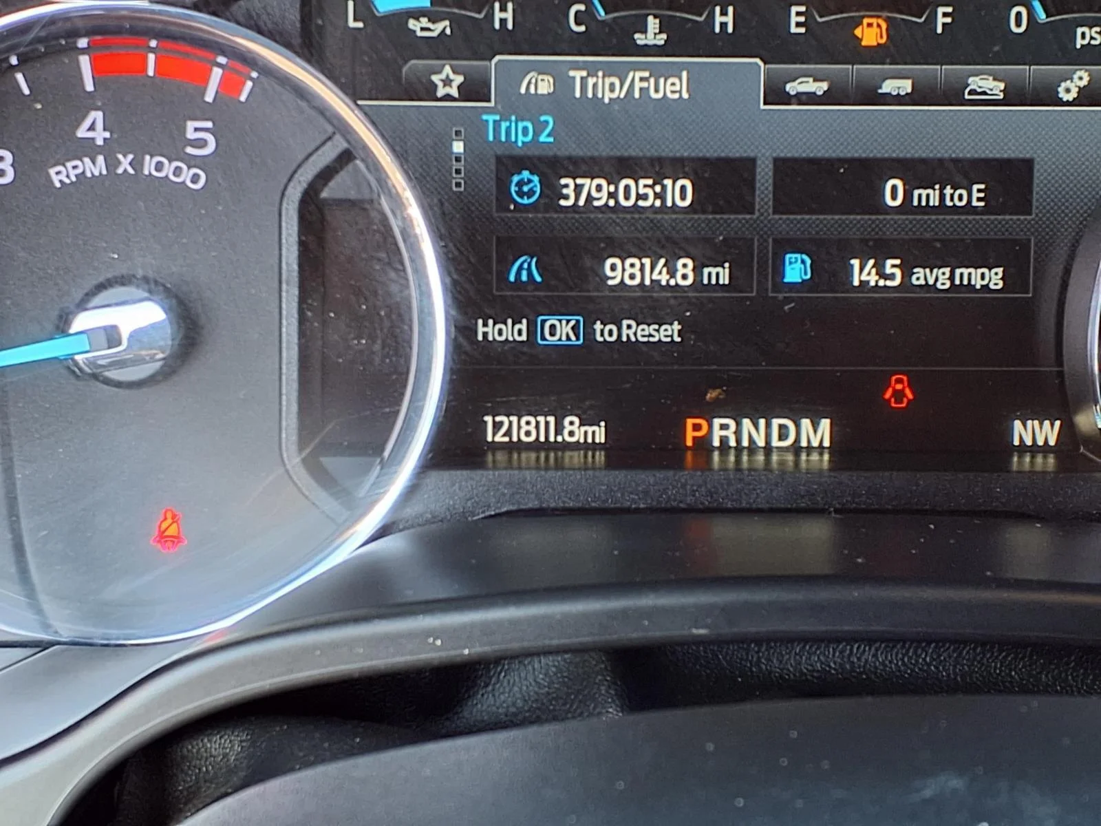 Used 2021 Stone Gray Metallic Ford LARIAT image 31