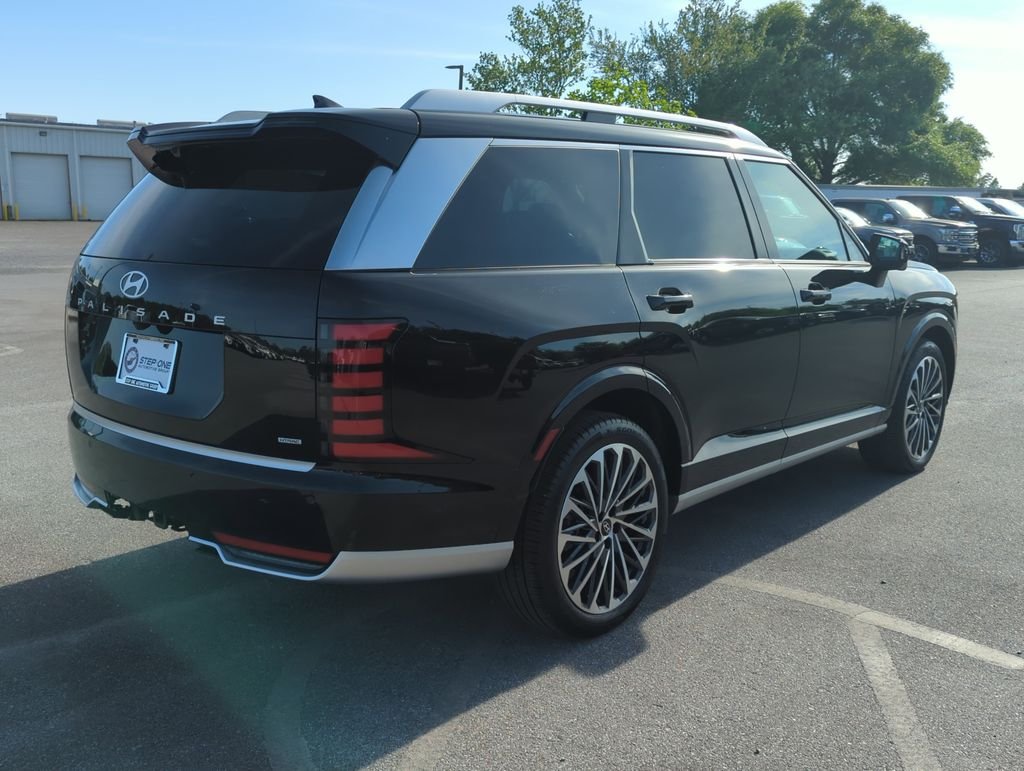 Used 2026 Black Hyundai Calligraphy image 6