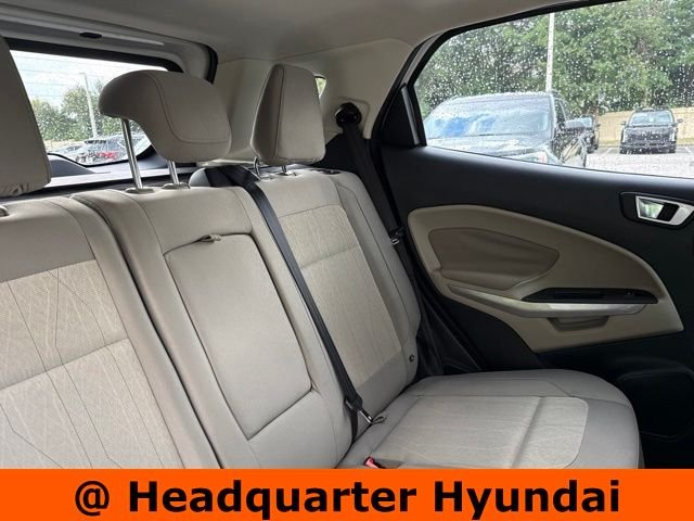 Used 2018 White Ford SE image 10
