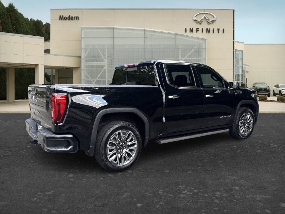 Used 2023 Onyx Black GMC Denali Ultimate image 5