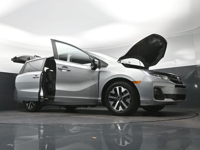 Certified Used 2025 Crystal Black Pearl Honda EX-L image 32