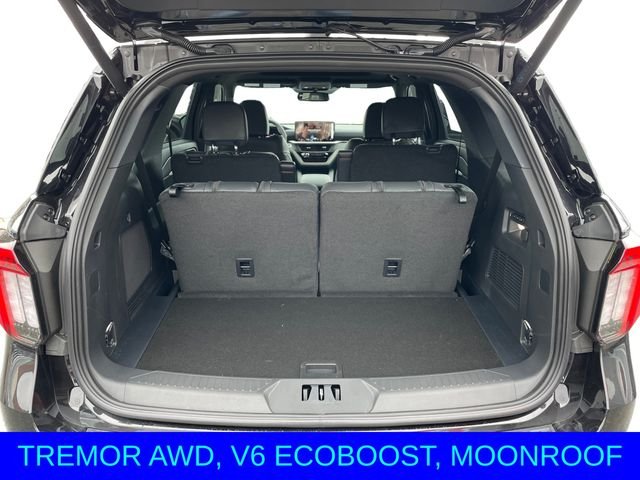 New 2026 Black Ford Tremor image 5