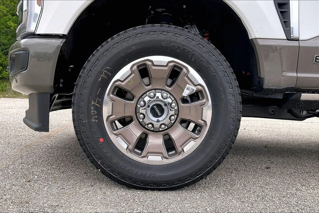 New 2026 Ford Super Duty F-250 King Ranch 4D Crew Cab