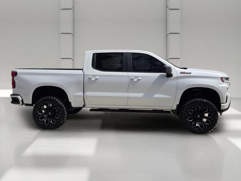 Used 2021 Pearl CHEVROLET 4WD CREW CAB 147" RST image 6