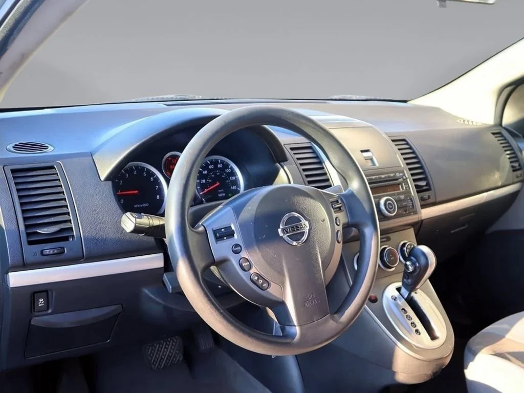 2012 Nissan Sentra S - Photo 13