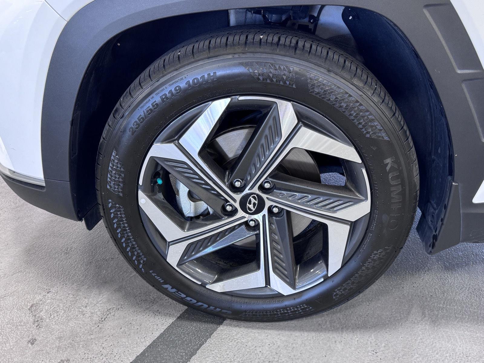 Certified Used 2024 White Pearl Hyundai SEL image 18