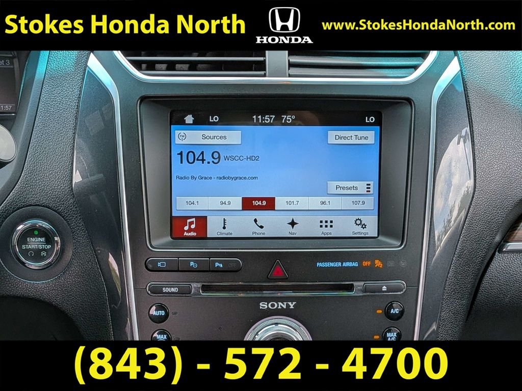 Used 2017  Ford Limited image 21