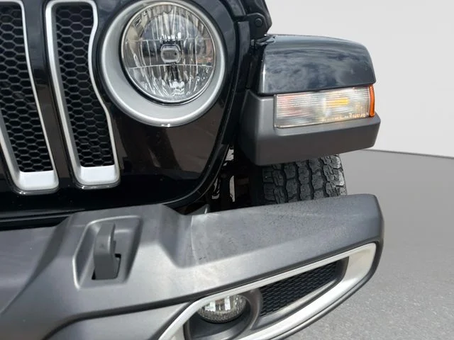 Used 2022 Black Jeep Unlimited Sahara image 10
