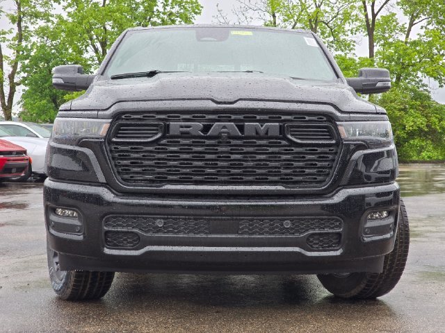 New 2026 Diamond Black Crystal Pearl-Coat Exterior Paint RAM Big Horn/Lone Star image 3